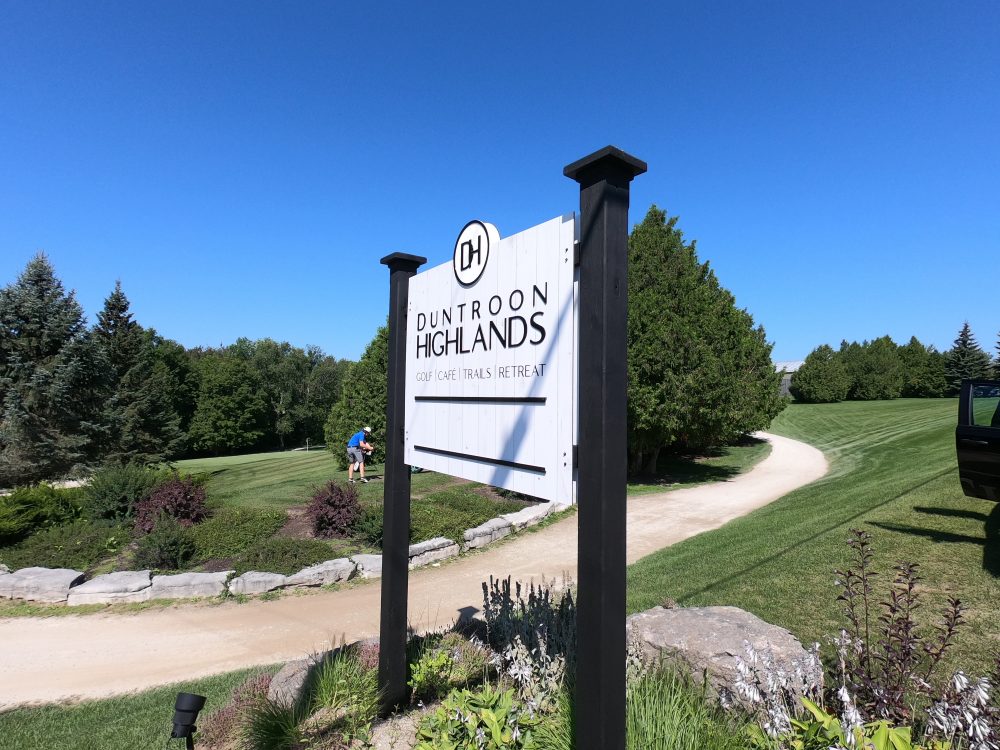 Garden Sign with Raised Lettering - Duntroon Highlands